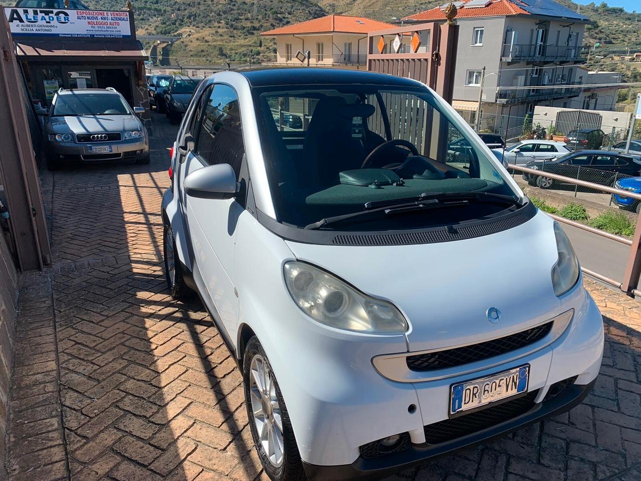 Smart ForTwo 1000 52 kW coupé passion