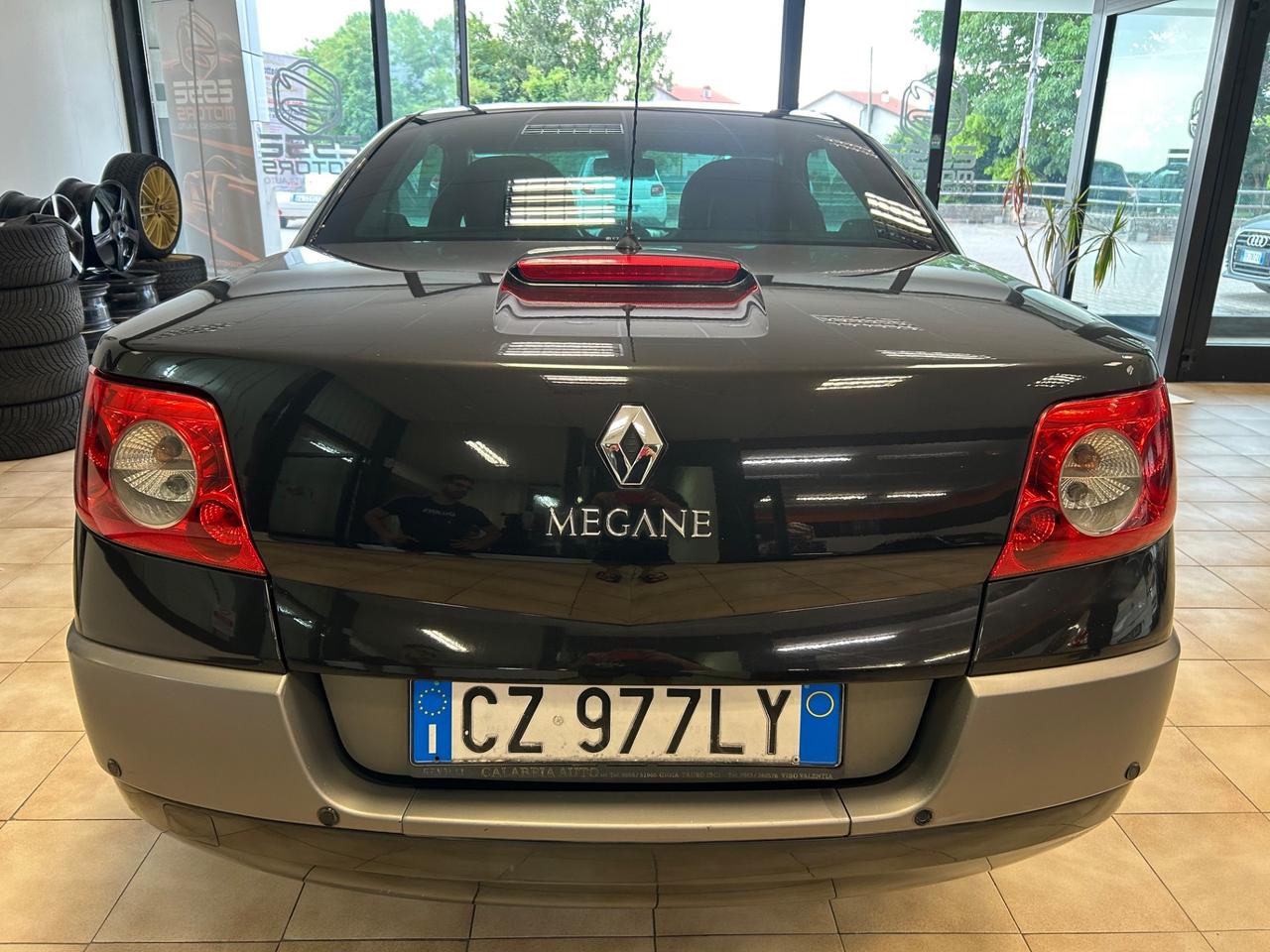Renault Megane Mégane C-C 1.9 dCi/130CV Confort Authentique