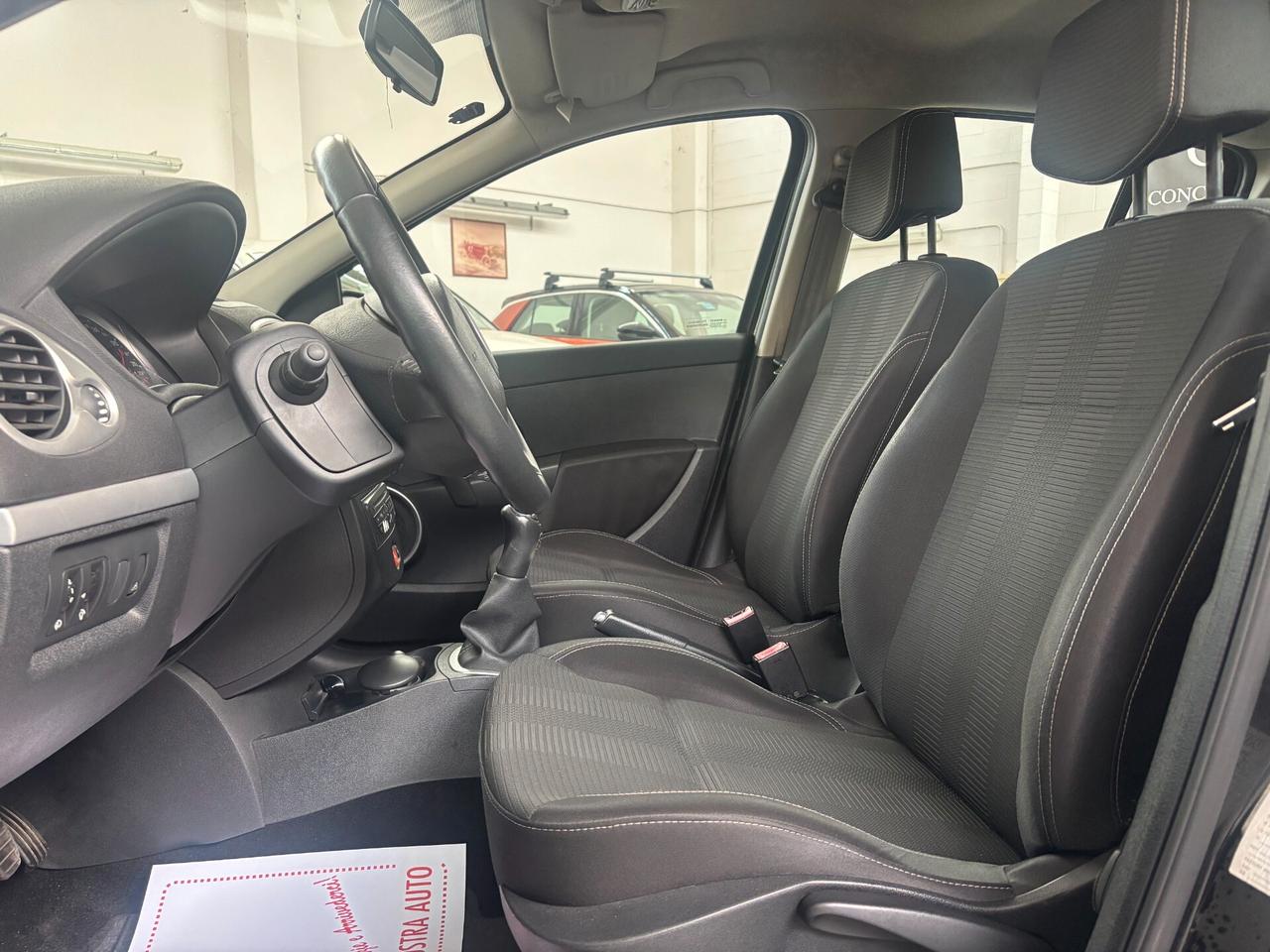 Renault Clio 1.2 16V 5 porte Dynamique