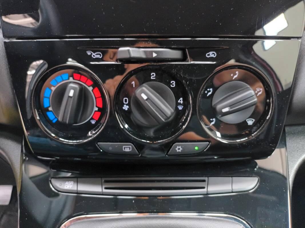 Lancia Ypsilon 1.3 mjt Silver s&s 95cv
