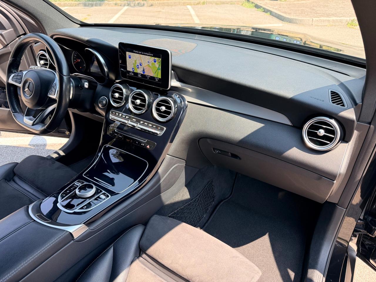 Mercedes-Benz GLC 220 Coupe d Premium AMG 4matic auto Night