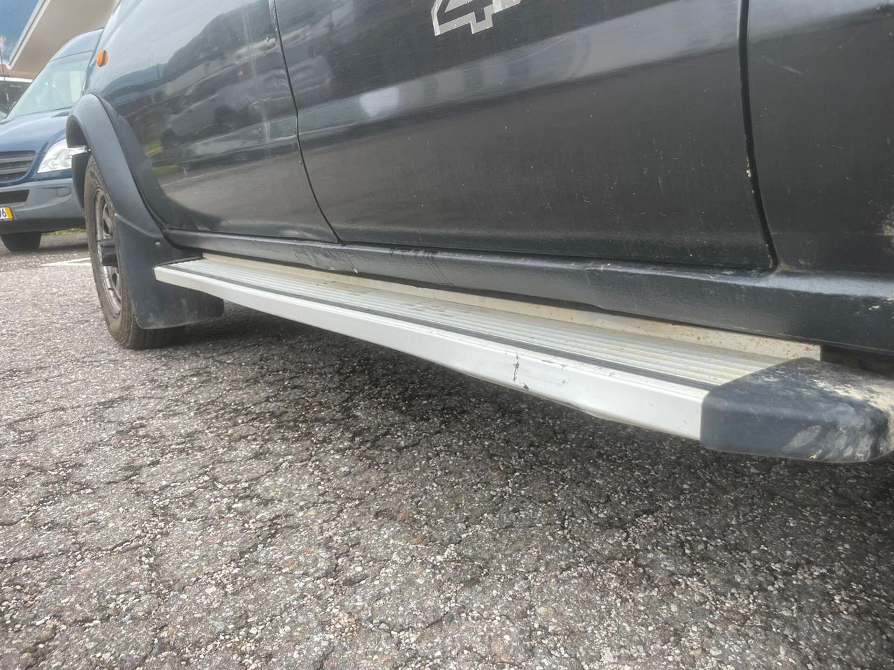 NISSAN NAVARA PICK-UP 2.5 TD DOUBLE CAB 4PORTE