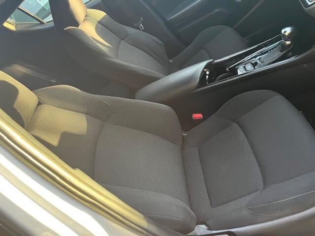 TOYOTA CH- R IBRIDA AUTOMATICA !