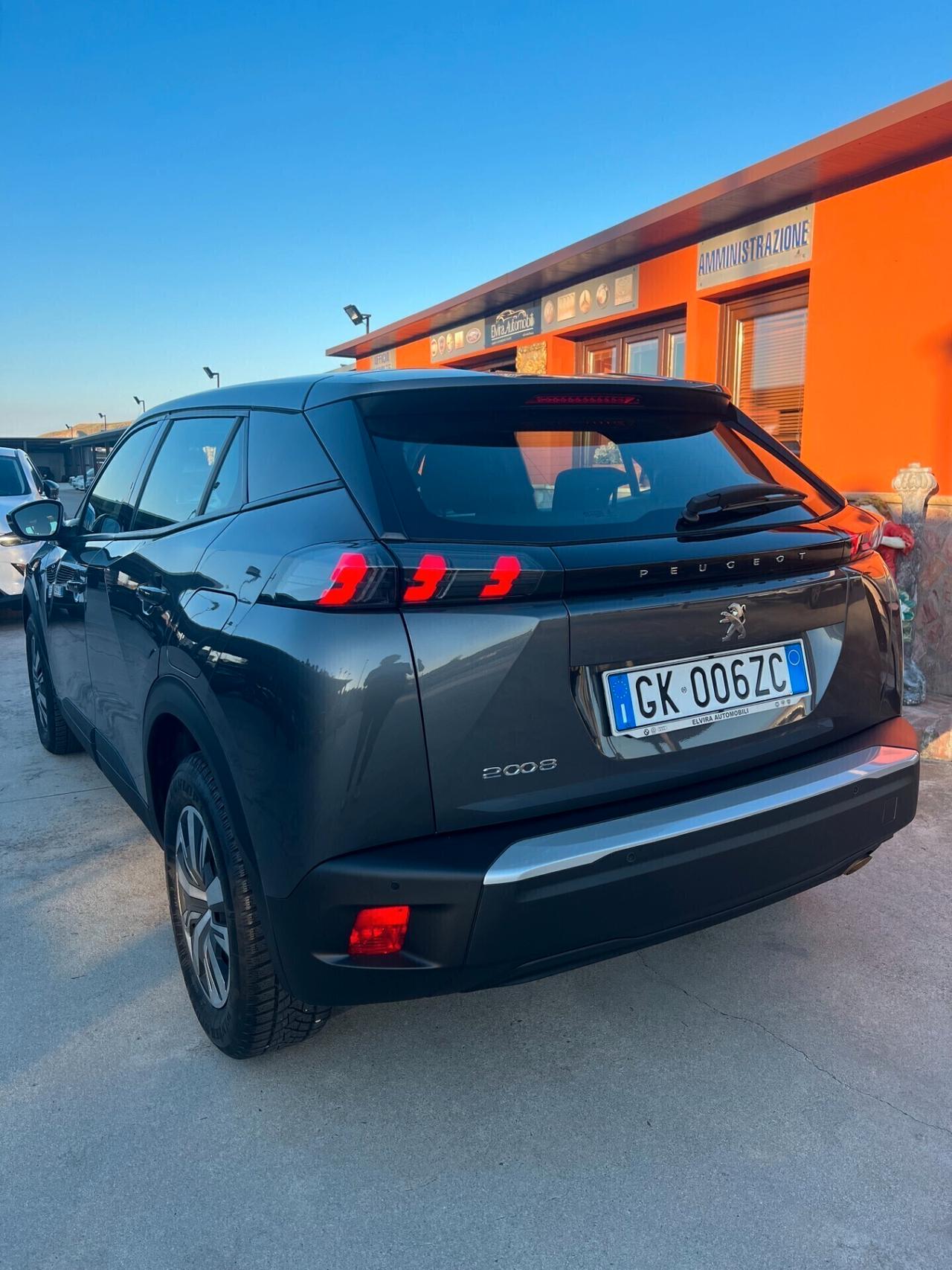 Peugeot 2008 PureTech 100 S&S - SOLO 26.000km