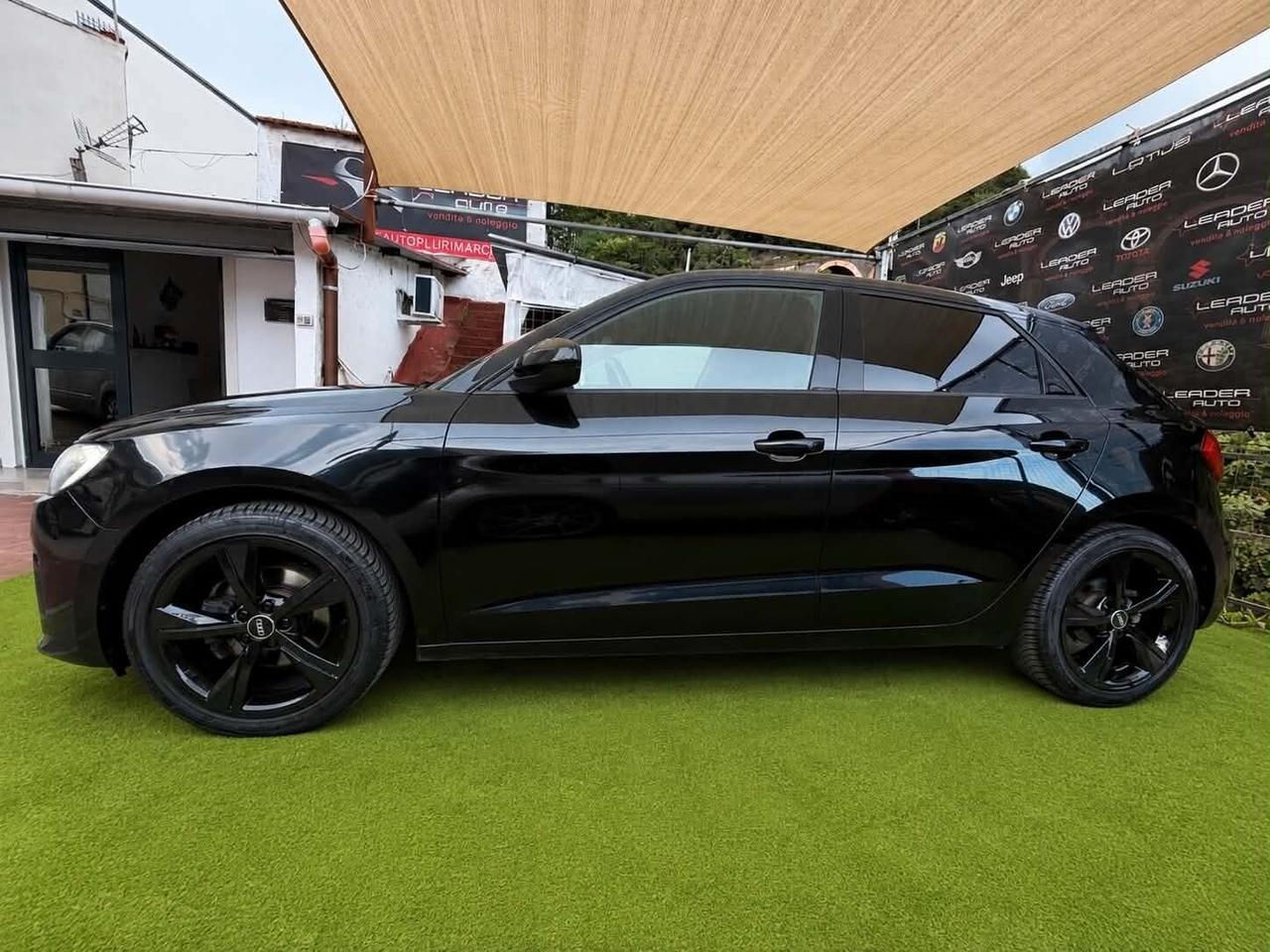 Audi A1 SPB 30 TFSI S-Line TOTAL BLACK FULL LED