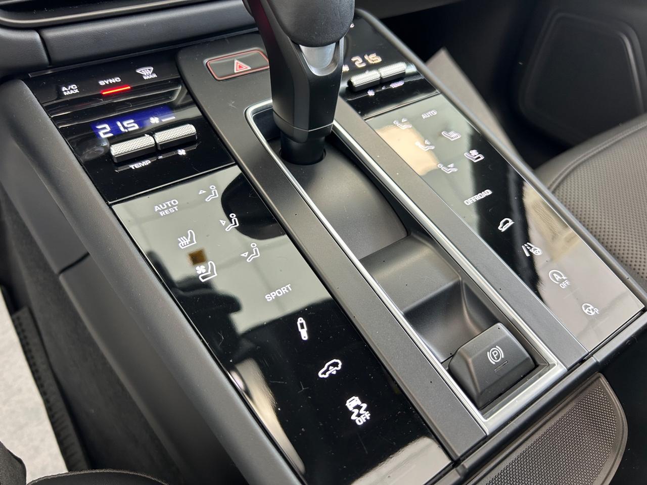 Porsche Macan 2.0 Auto