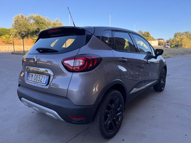 RENAULT Captur DCI 90CV NAVI+RCAM+BICOLOR+17'+2PDC+KEYLESS