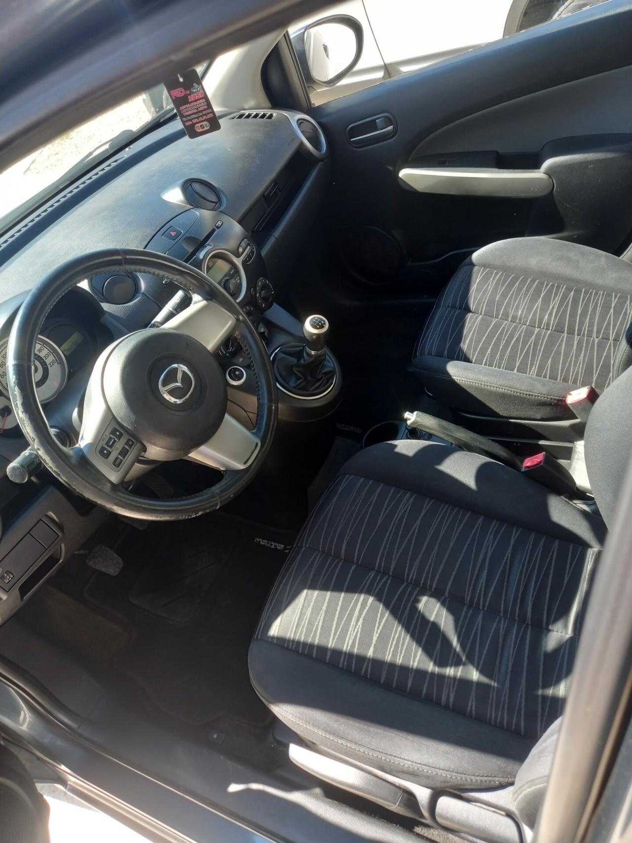 Mazda 2 Mazda2 1.3 16V 75CV 5p. Play Gen. GPL