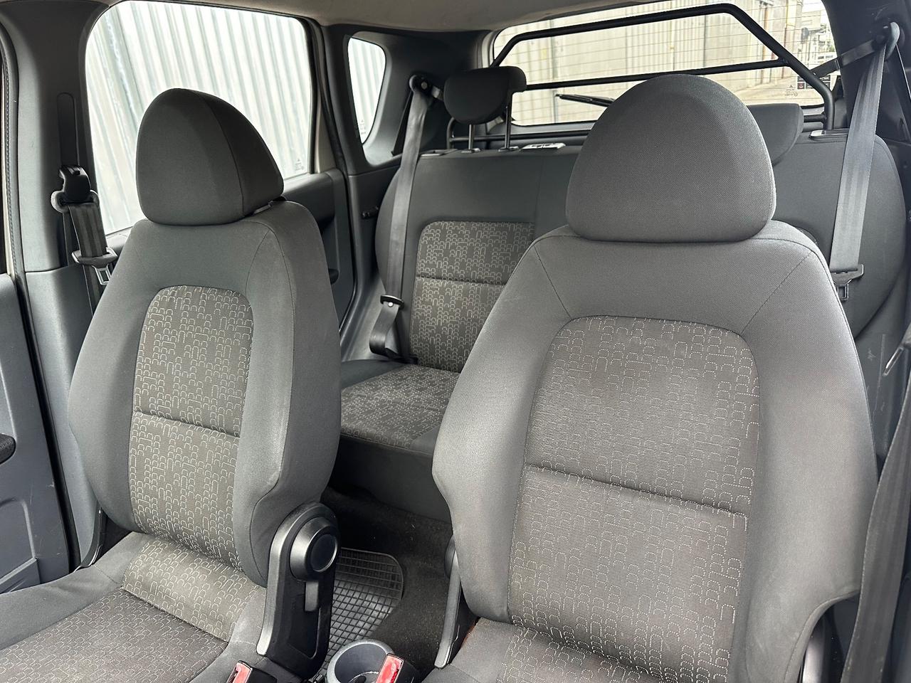 Mitsubishi Colt 1.1 12V 5p. Sound Climatic AUTOCARRO GPL