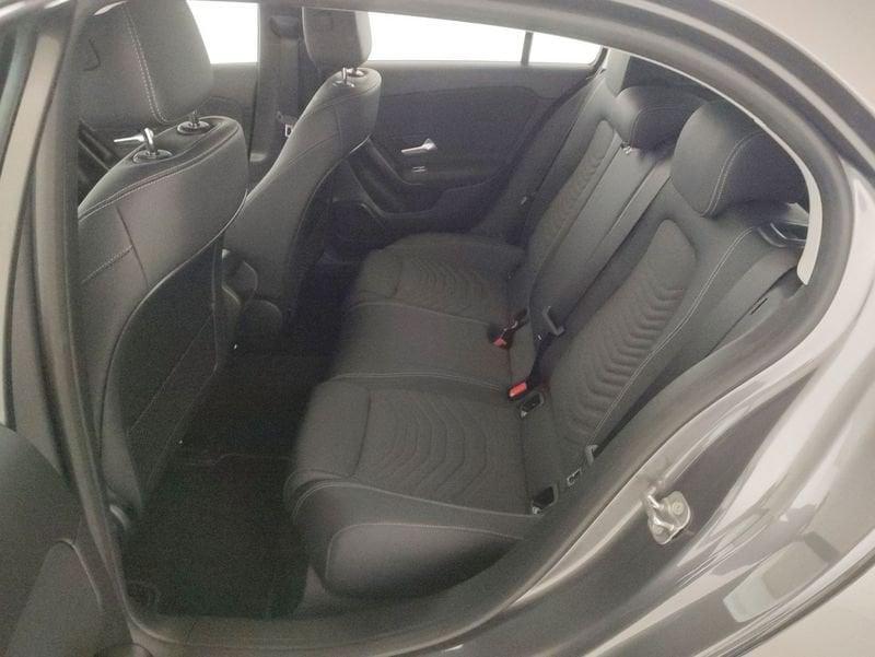 Mercedes-Benz Classe A A 180 d Advanced auto