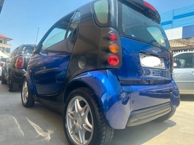 SMART FORTWO CON SOLO 107. 000 KM