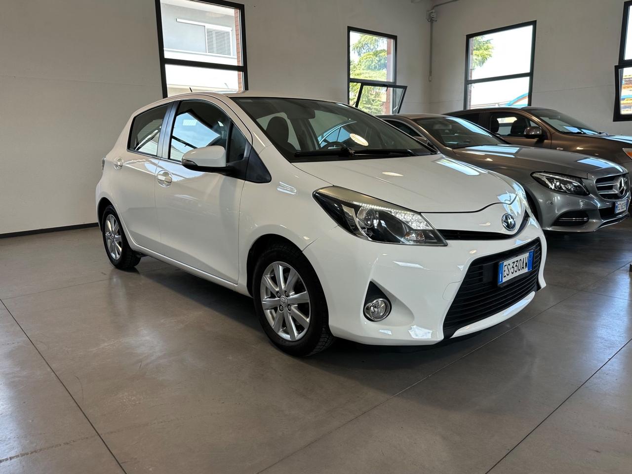 Toyota Yaris 1.5 Hybrid 5 porte Lounge Più