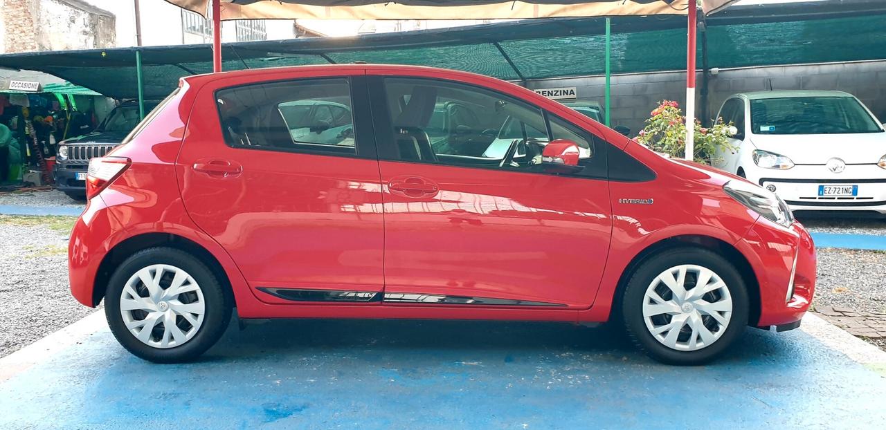 TOYOTA YARIS 1.5 BENZINA/IBRIDA KM 69 MILA CON GARANZIA TOYOTA