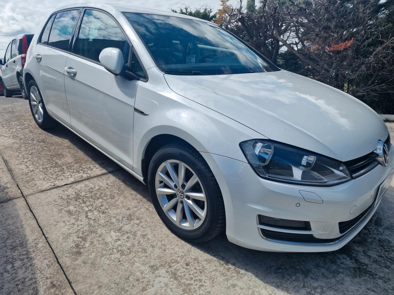 Volkswagen Golf Business 1.6 TDI 5p. Highline BlueMotion Technology