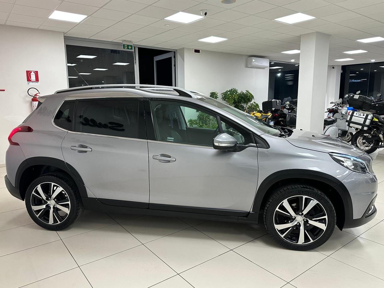 Peugeot 2008 BlueHDi 100 S&S Allure - 2019