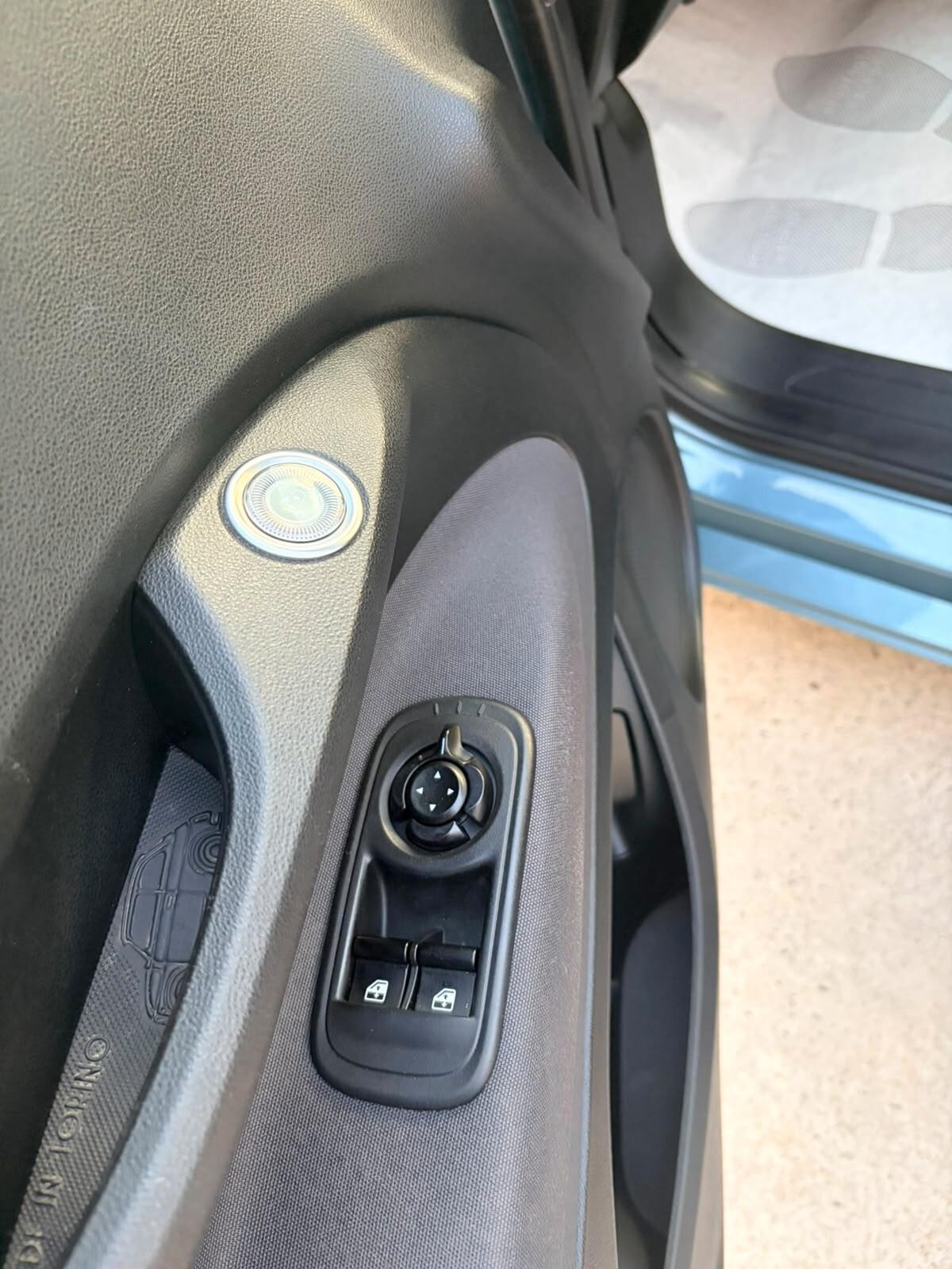 Fiat 500 500e Berlina 42 kWh Passion