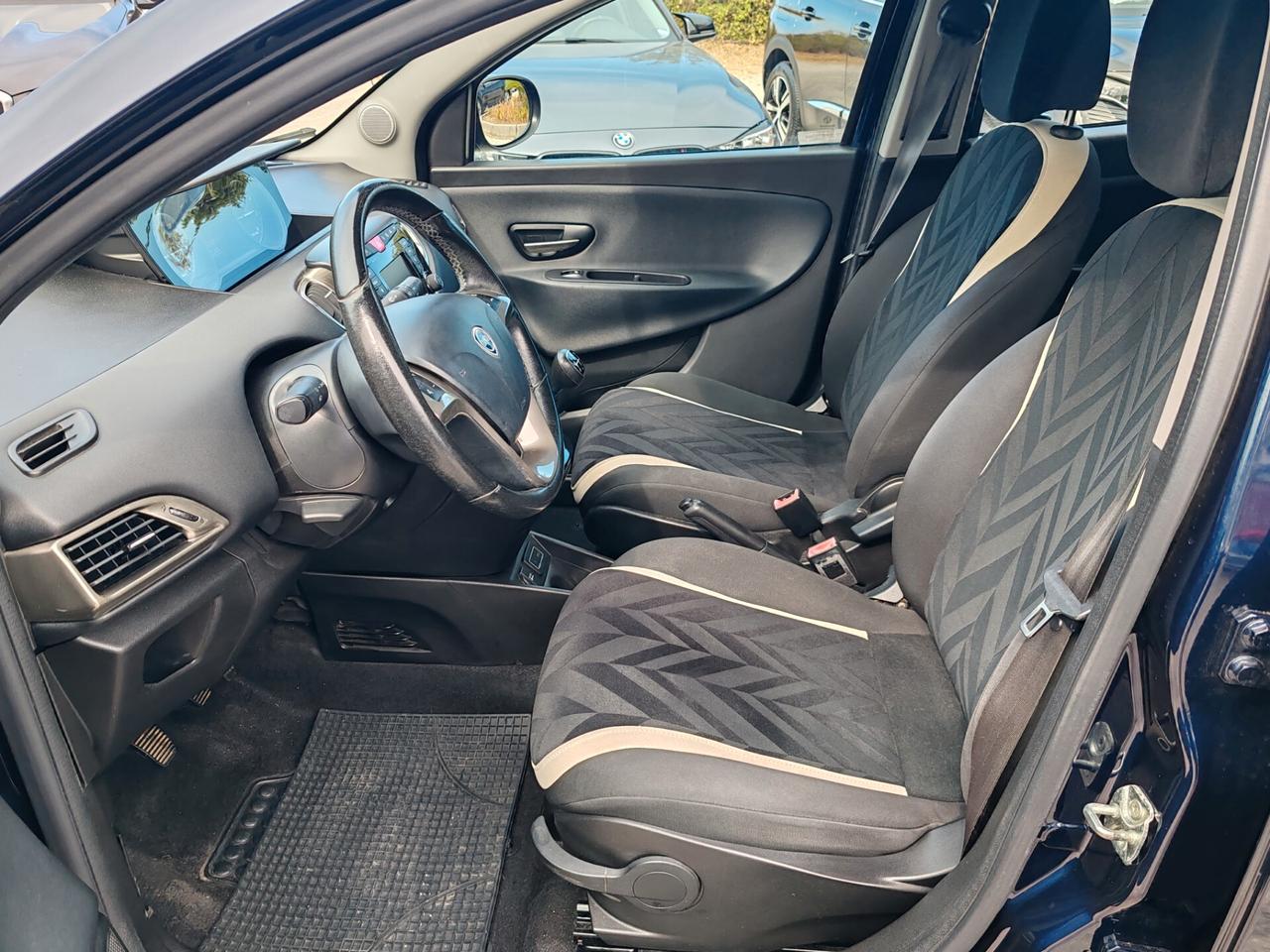 Lancia Ypsilon 1.3 MJT 16v S&S Gold