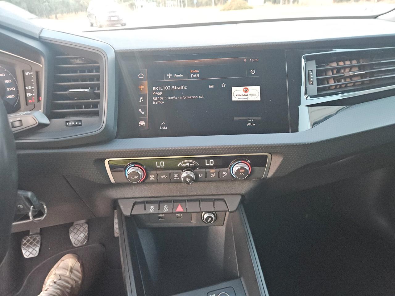 Audi A1 SPB 25 TFSI Identity Black MANUALE