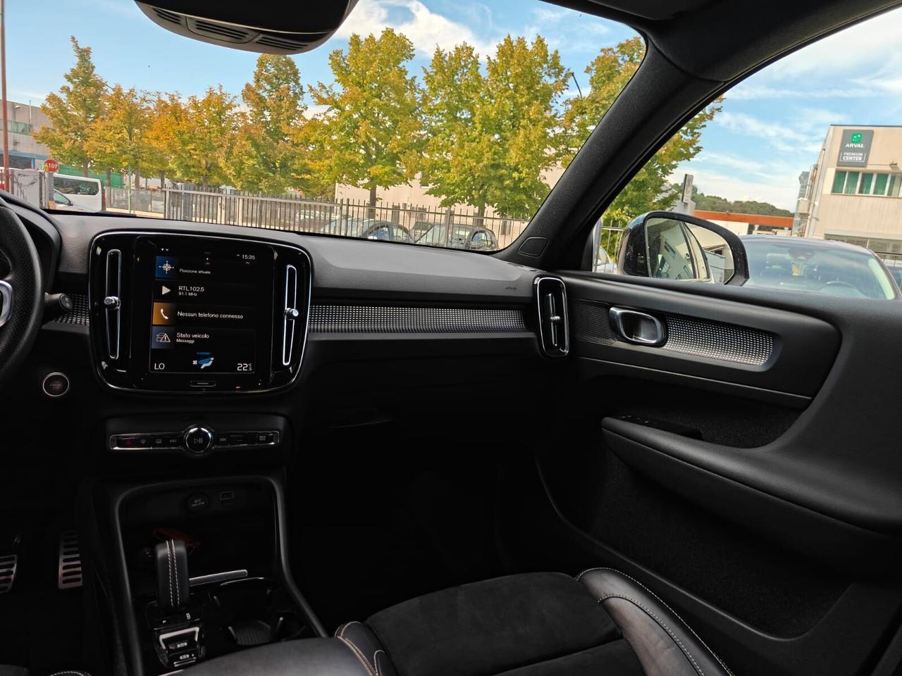 Volvo XC40 T5 Recharge Plug-in Hybrid automatico Plus Dark