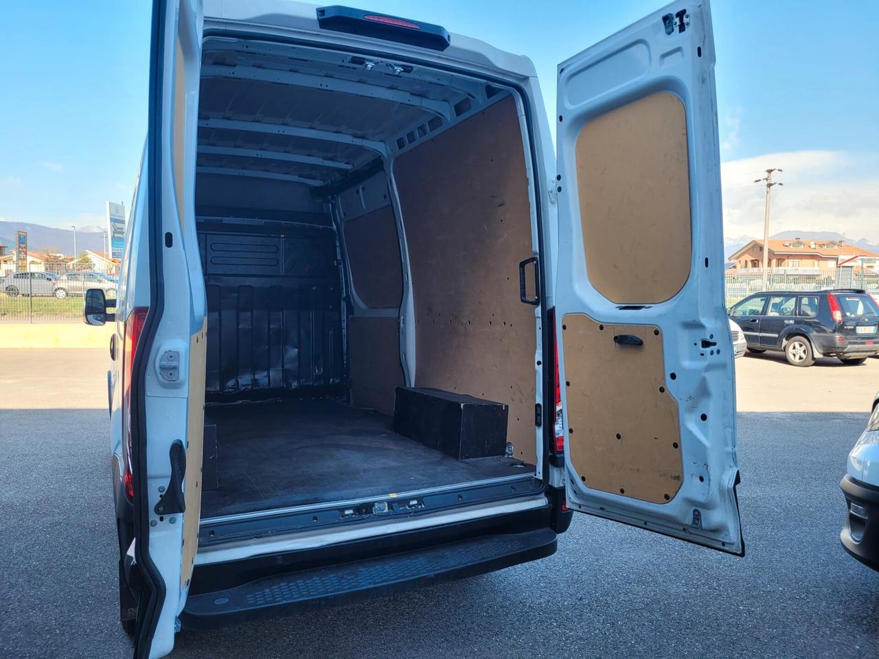 Iveco Daily L2H2
