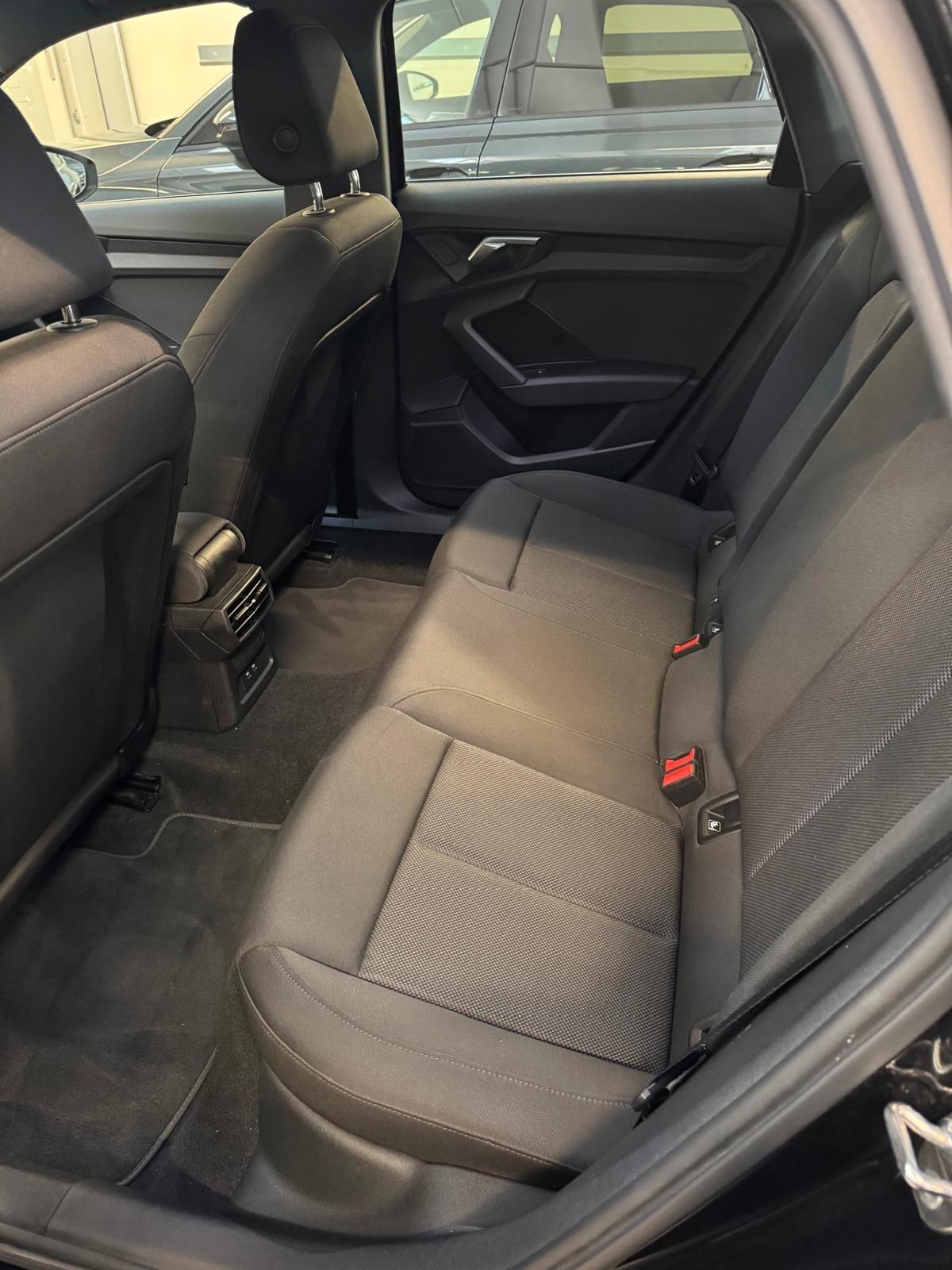 Audi A3 SPB 35 TDI S tronic Business Advanced