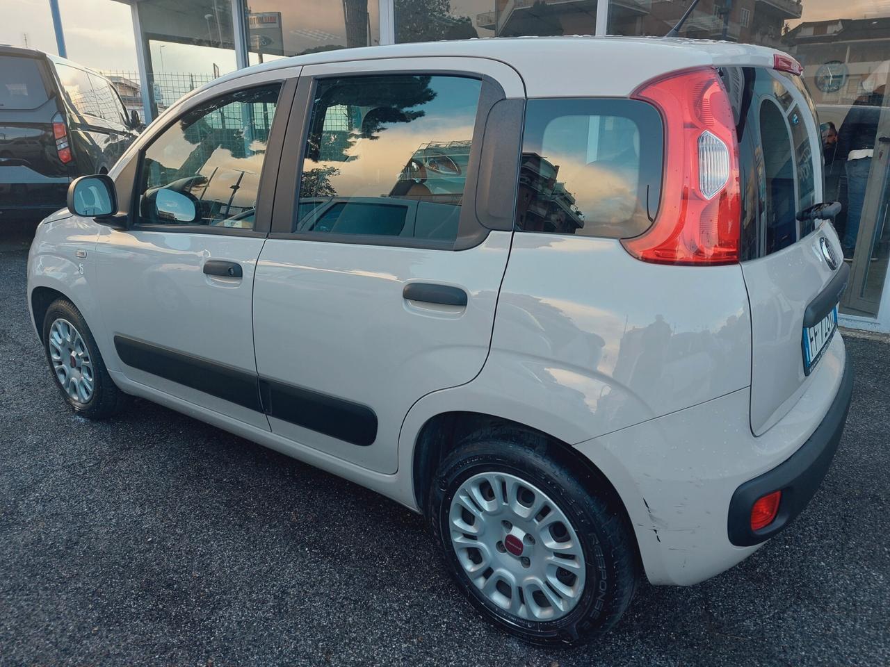 Fiat Panda 1.2 Lounge UNIPRO