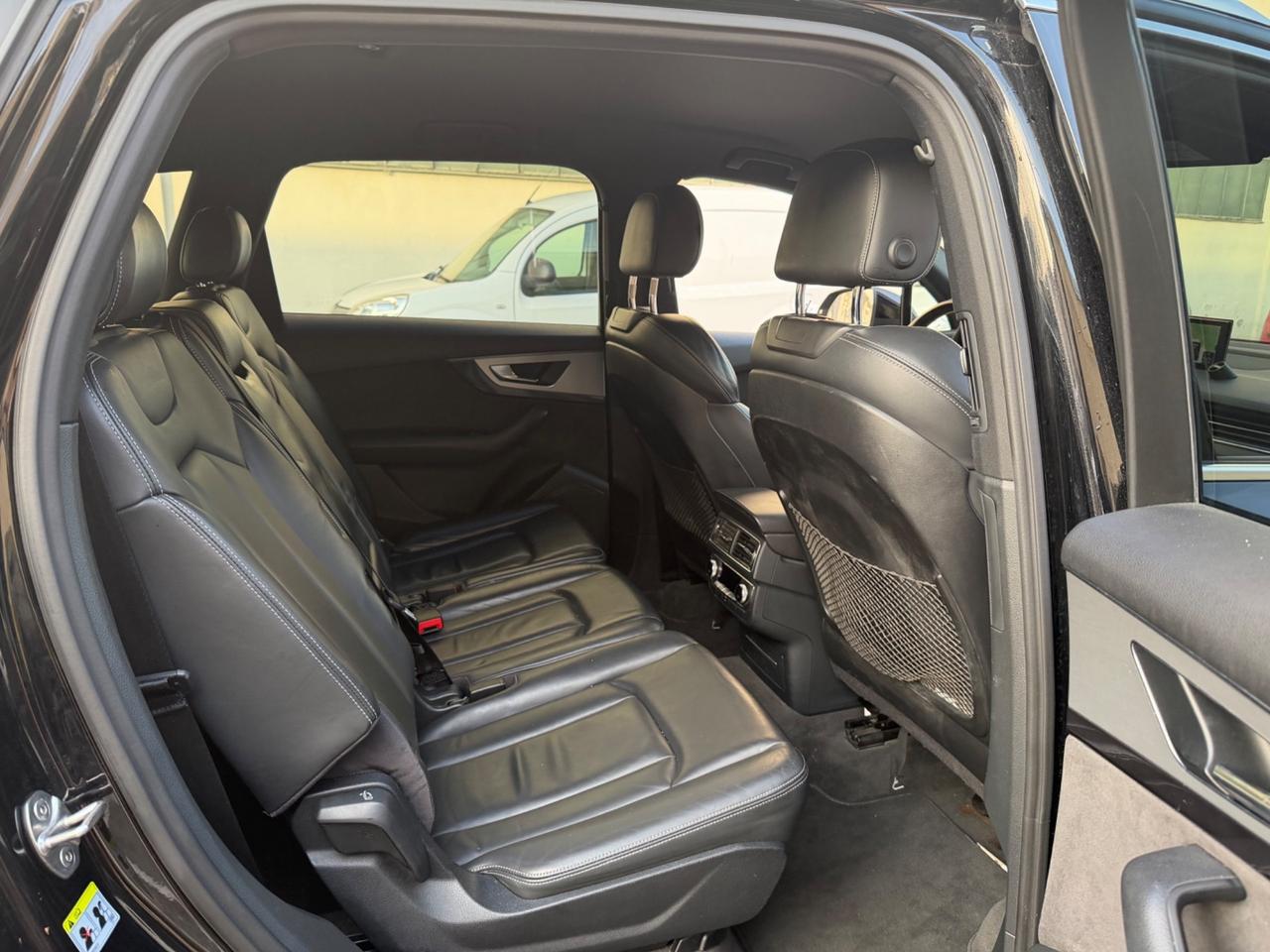 Audi Q7 3.0 TDI 218 CV ultra quattro 7 Posti 2017