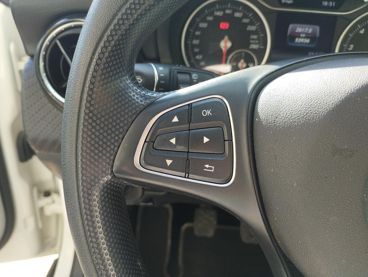 Mercedes-benz GLA 180 Business