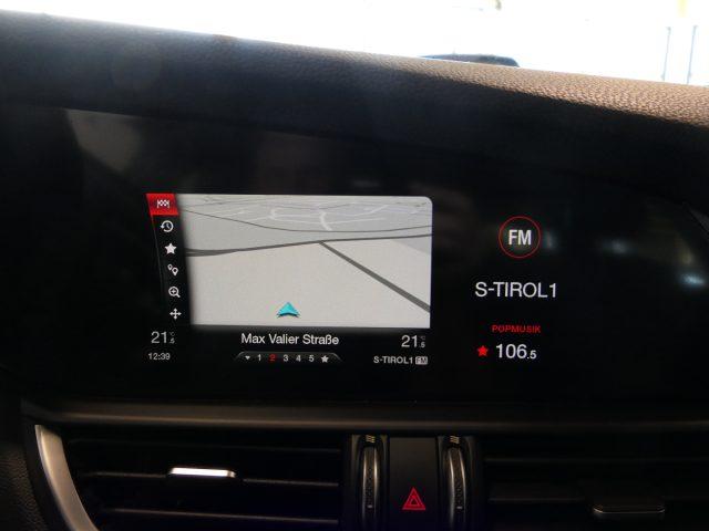 ALFA ROMEO Giulia 2.2 Turbodiesel 210 CV AT8 AWD Q4 Veloce