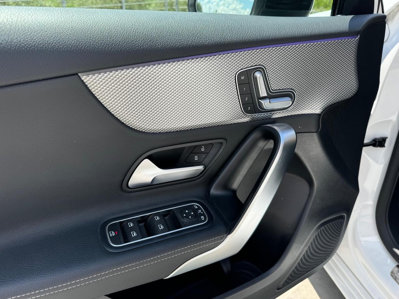 Mercedes-benz A 200 A 200 d Automatic Business Tetto Luci
