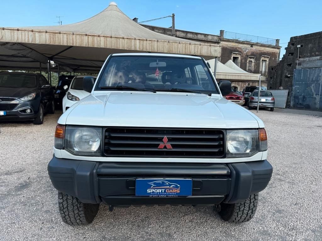 Mitsubishi Pajero 2.5 TDI GLX