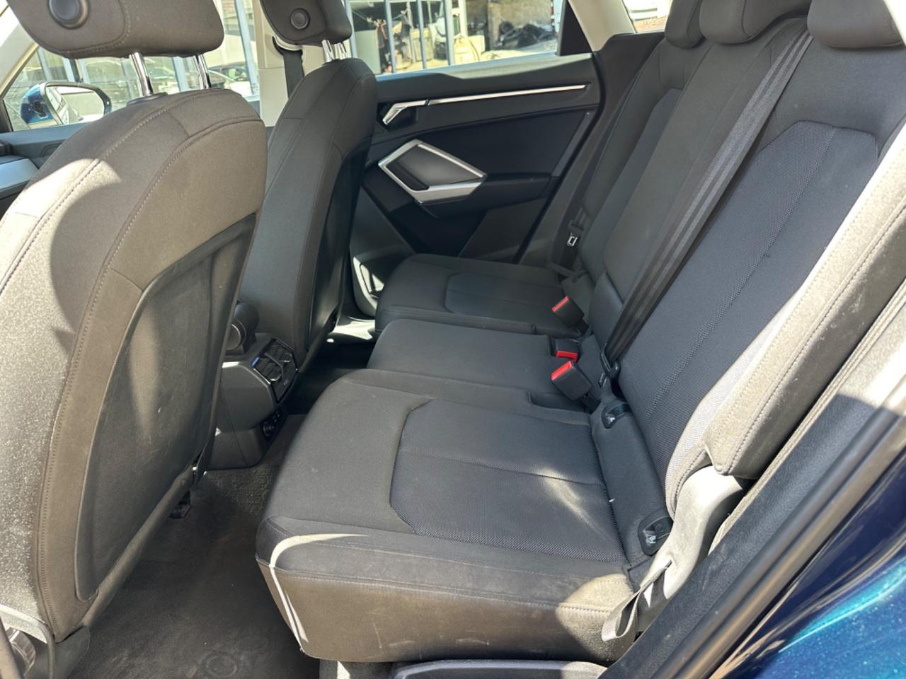 Audi Q3 35 TDI quattro 150 S Tronic NAVI LED 2021