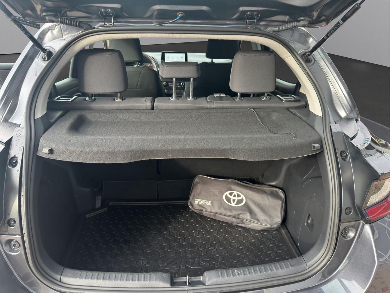 Toyota Yaris 1.5h Active