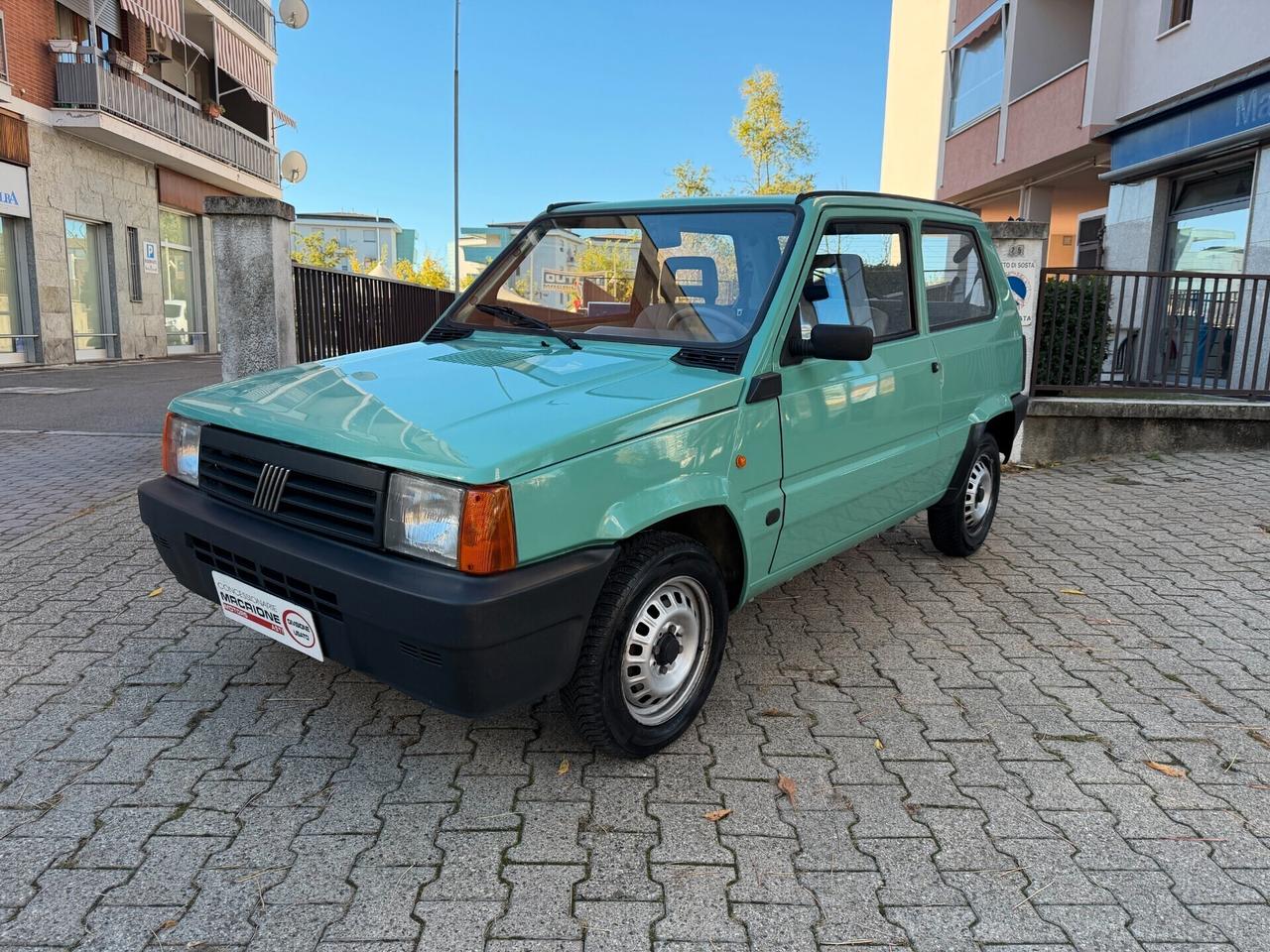 Fiat Panda 900 i.e. cat