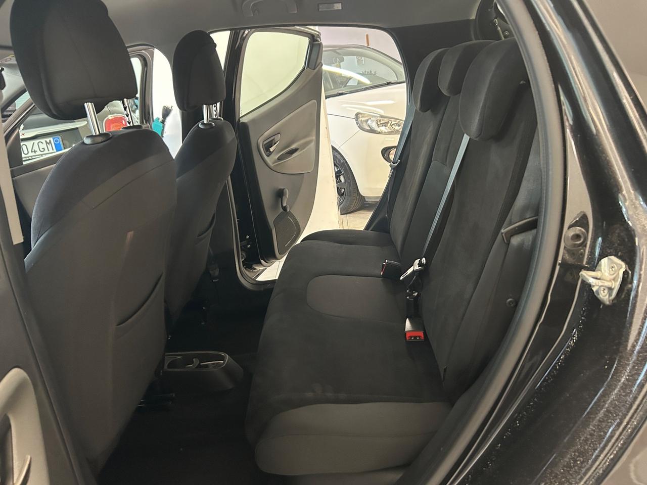 Lancia Ypsilon 1.2 GPL 51kw 2015