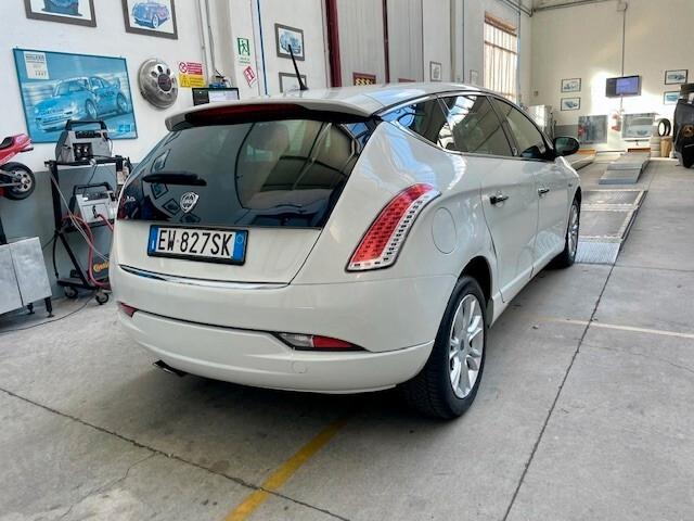 Lancia Delta 1.6 MJT DPF 105 CV Gold