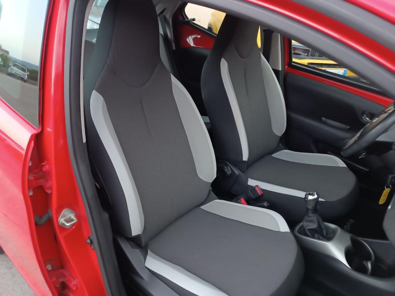 TOYOTA Aygo 1.0 VVT-i 69 CV 5 porte x-play