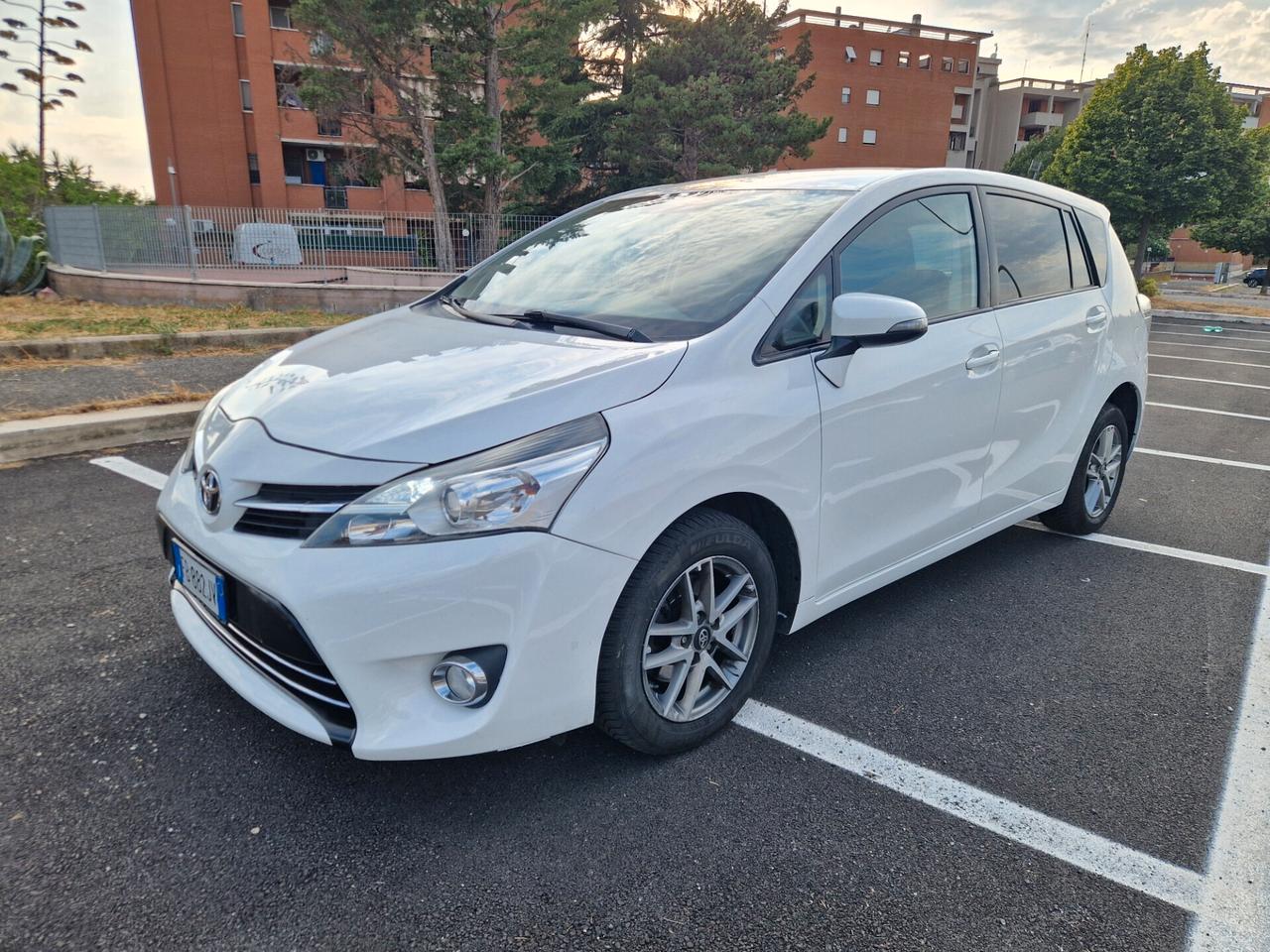 Toyota Verso 1.6d 111cv Meccanica ottima