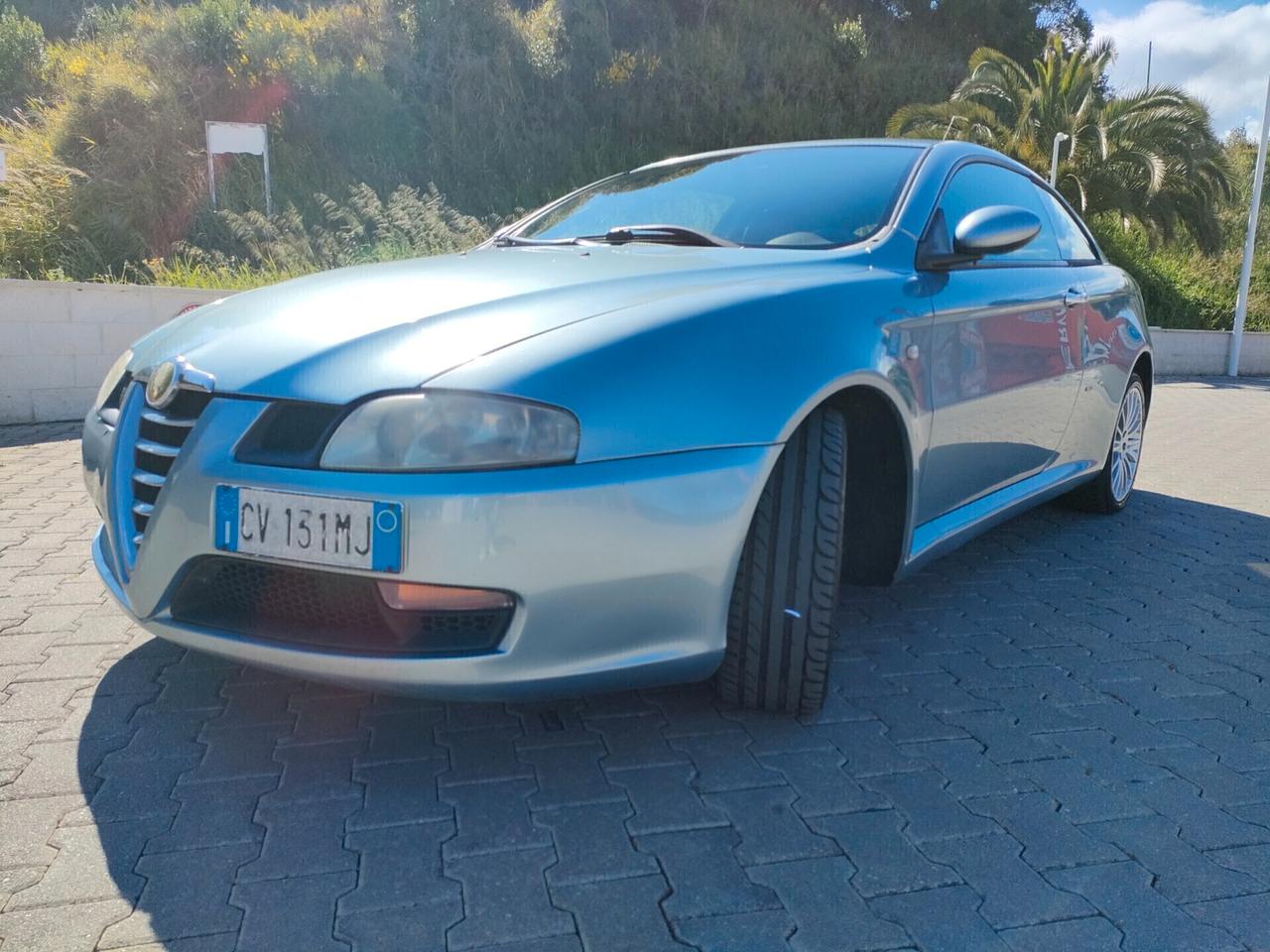 Alfa Romeo GT 1.9 MTJ motore rivisto