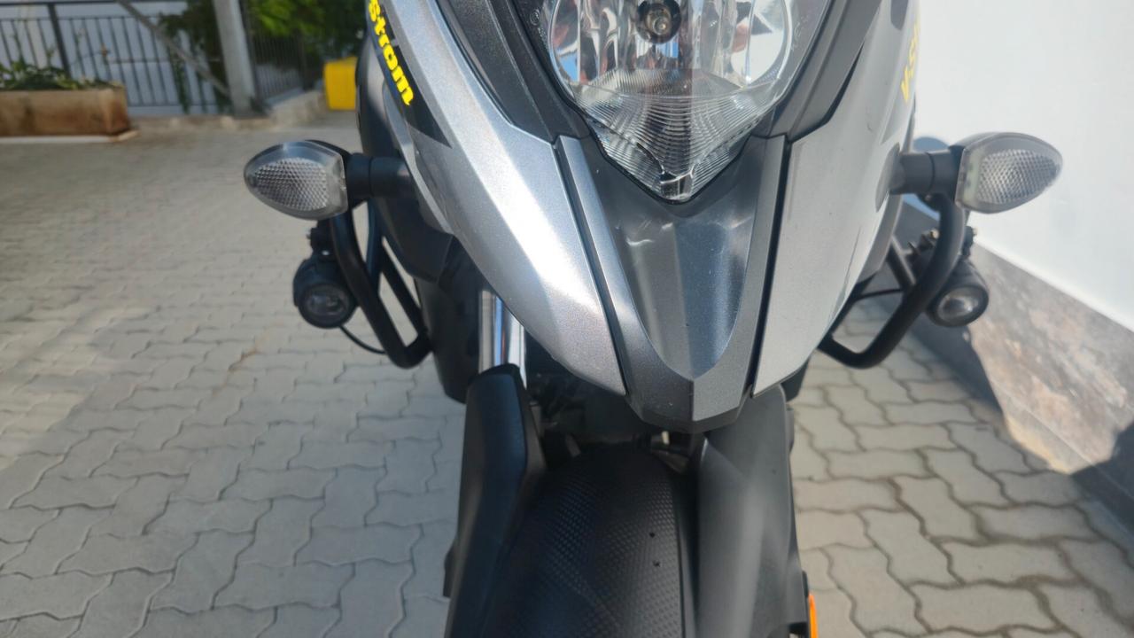 Suzuki V Strom DL 650 XT ABS