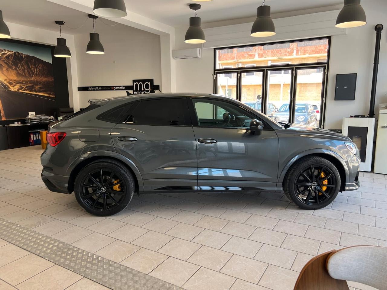 Audi Q3 RS Q3 SPB rsq3 S tronic