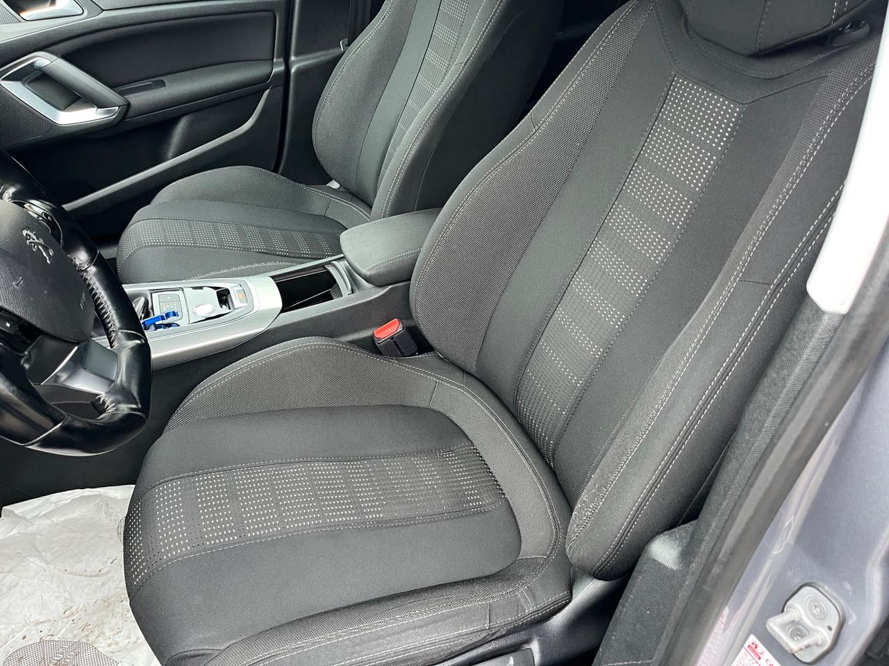 Peugeot 308 BlueHDi 120 S&S EAT6 SW Active