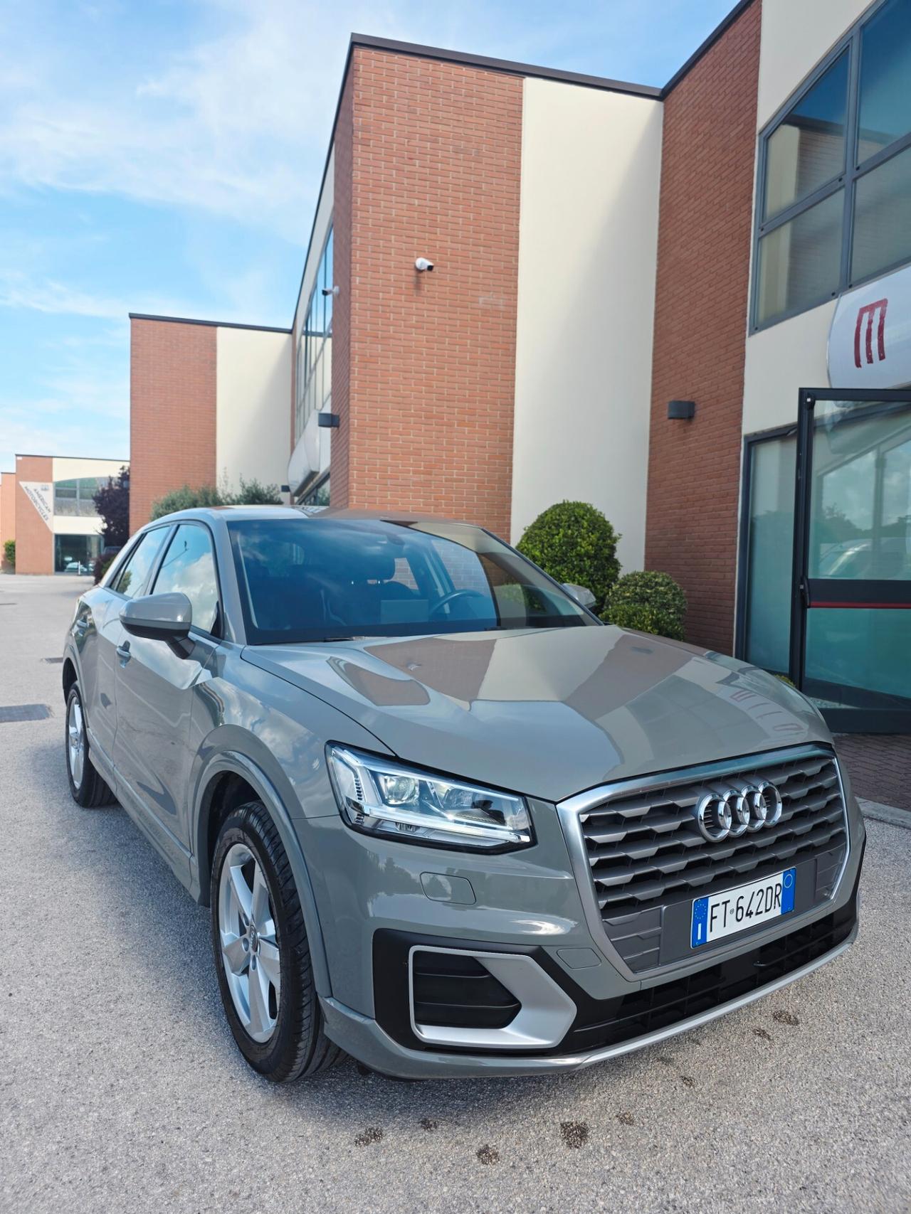 Audi Q2 1.6 116 CV automatica UNICAPROPRIETARIA Tagliandi uff