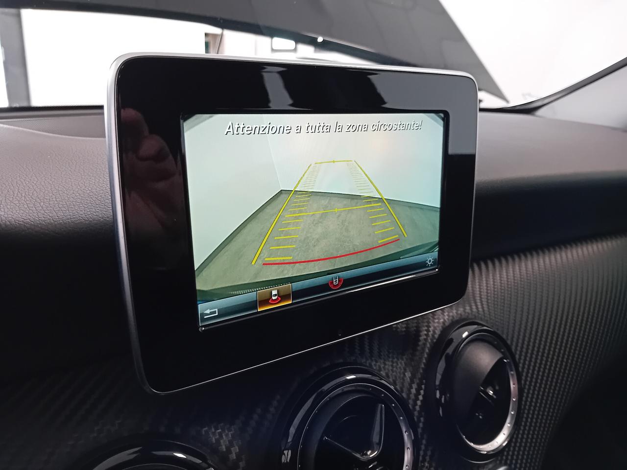 Mercedes-benz GLA 180 d Business