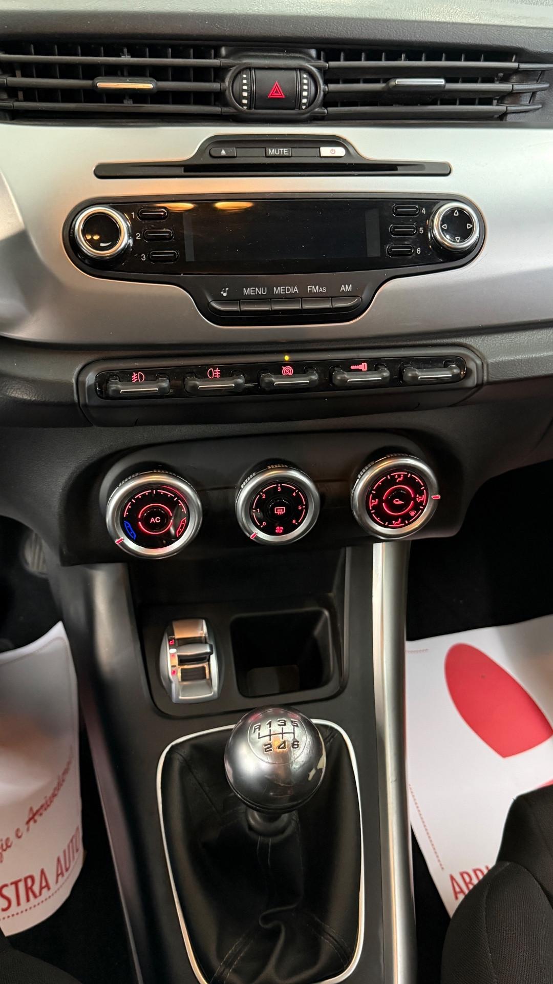 Alfa Romeo Giulietta 2.0 JTDm-2 140 CV Distinctive