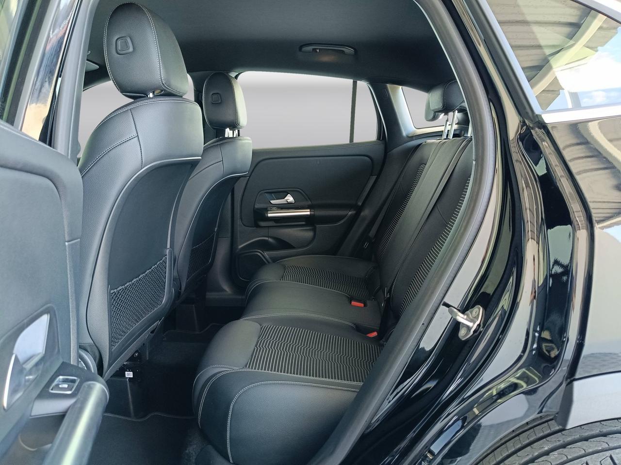 Mercedes-Benz GLA-H247 2020 - GLA 180 d Sport Plus auto