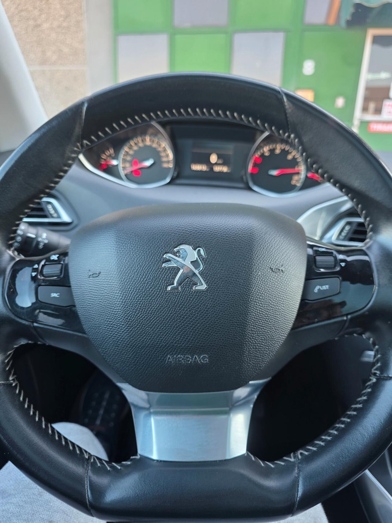 Peugeot 308 BlueHDi 120 S&S EAT6 SW Allure