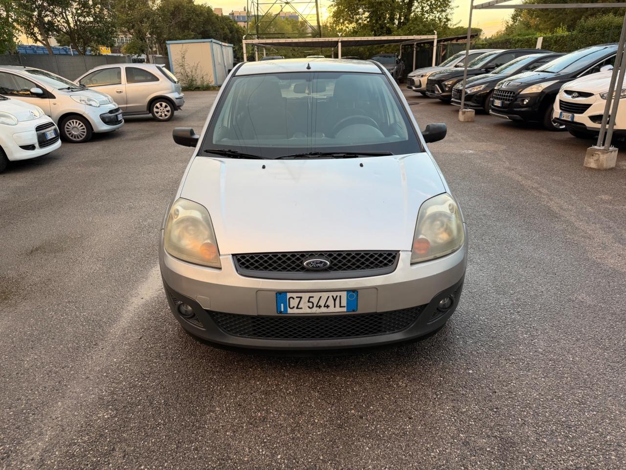Ford Fiesta 1.2 5p. Ghia - 2006 - 67.000km Neop.