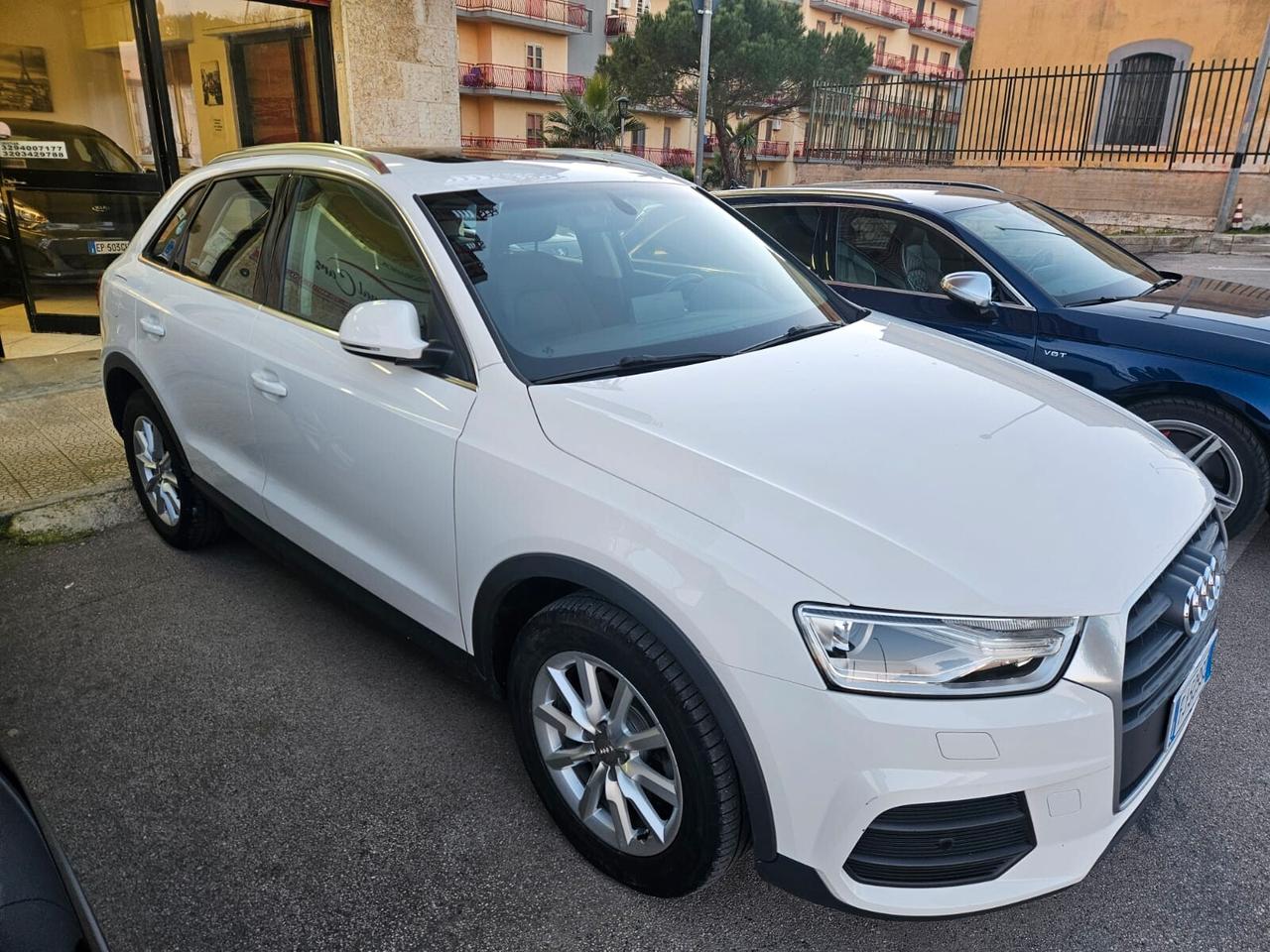 Audi Q3 2.0 TDI 120cv 88kw AUTOMATICA F1 TETTO