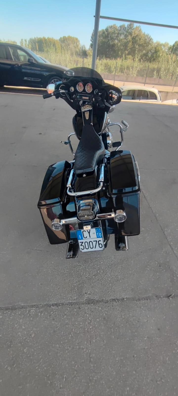Harley-davidson FLHT 1.6cc benzina(PRIVATO)-2007